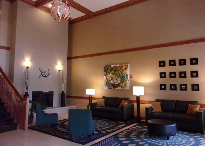 Hotel Express & Chicago West By Ihg Roselle