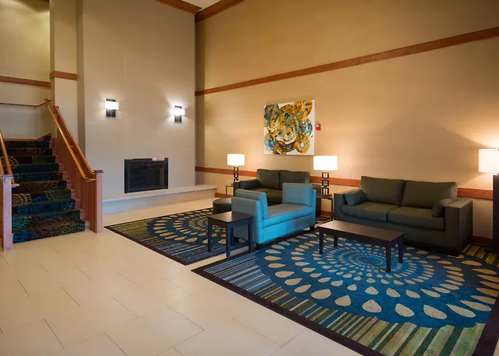 Express & Chicago West By Ihg Roselle