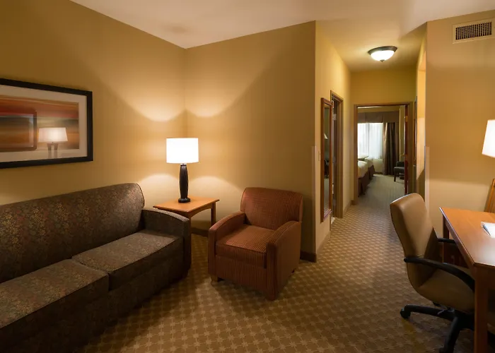 Express & Chicago West By Ihg