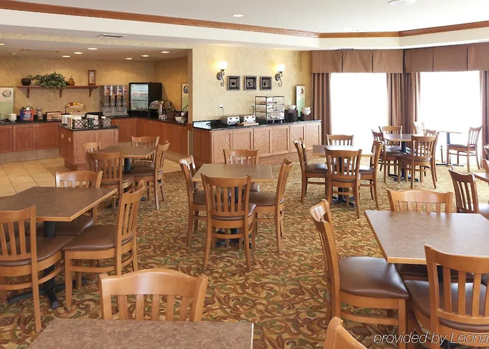 Express & Chicago West By Ihg