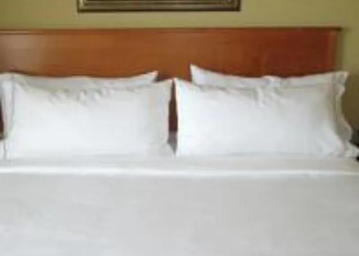 Express & Chicago West By Ihg