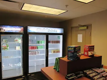 Express & Chicago West By Ihg Hotel 3*